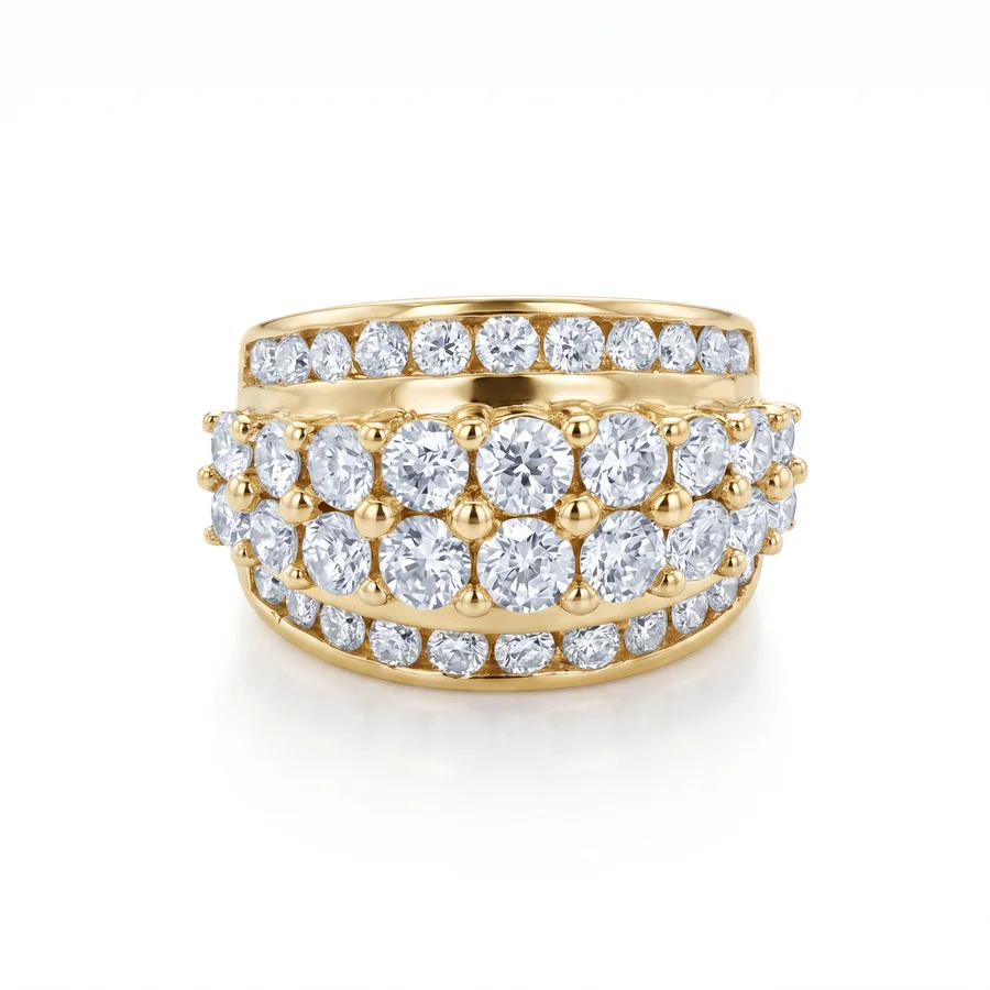 3.40ct diamond yellow gold ring from Manthe Schwarz, photographed by Aurix